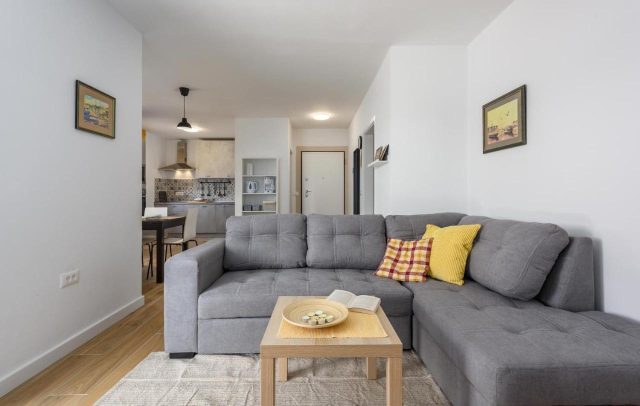 Apartmani Lucija Porec Ngoại thất bức ảnh