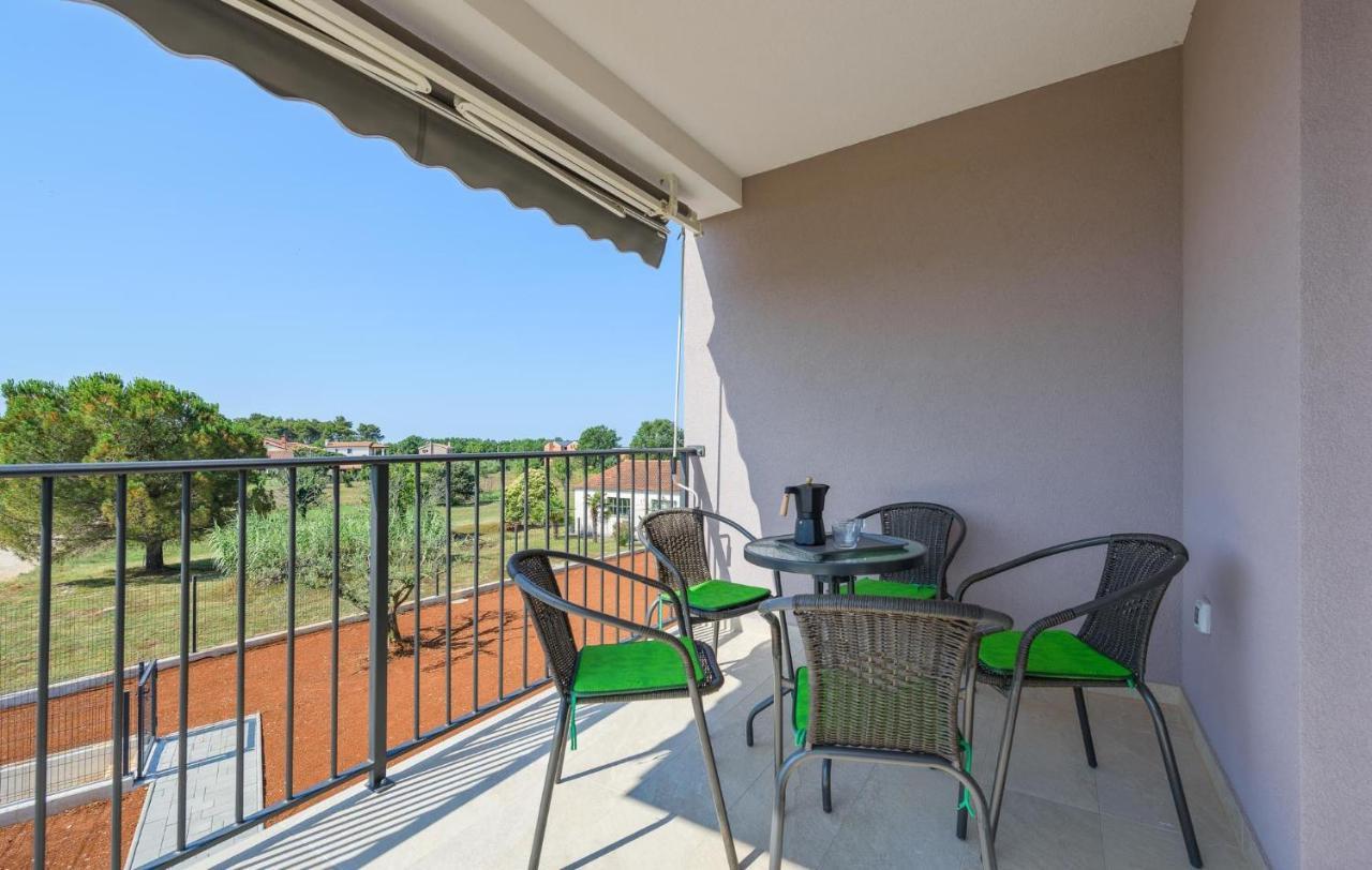 Apartmani Lucija Porec Ngoại thất bức ảnh