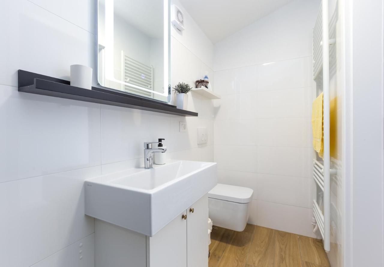 Apartmani Lucija Porec Ngoại thất bức ảnh