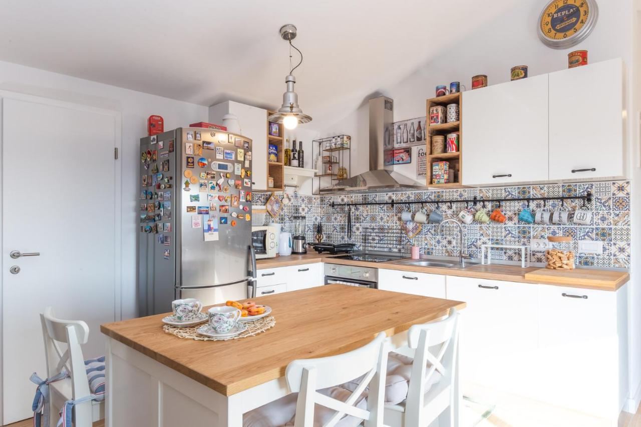 Apartmani Lucija Porec Ngoại thất bức ảnh